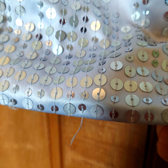 Strapless silver sequined satin top - Picture 4 of 5